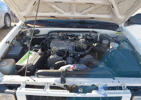 1996 Isuzu Rodeo S/Ls z USA, uszkodzony, nr VIN 4S2CK58V7T4345175